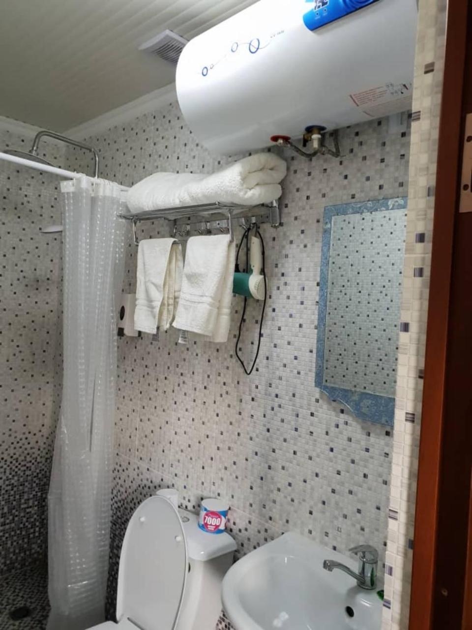 Datka Guest House Naryn Eksteriør billede